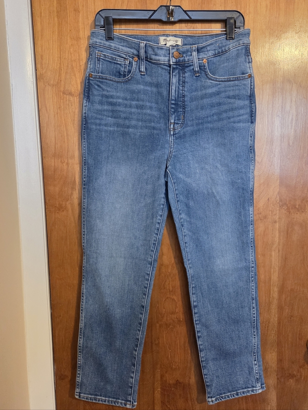 Madewell Stovepipe -Slim Straight-Leg Jeans in Calliston Wash -Medium Blue